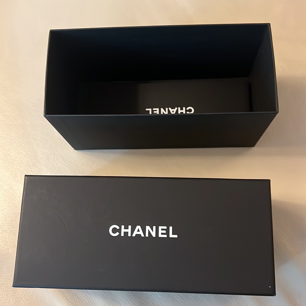 Chanel sunglasses box